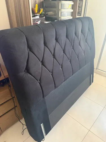 Cabeceira de cama casal estofada preta