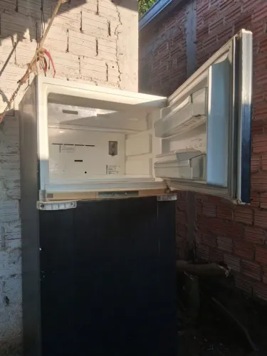 Geladeira funcionando perfeitamente, apenas não está gelando!