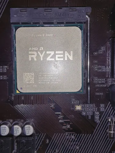 Processador AM4 AMD Ryzen 5 2600(OEM)