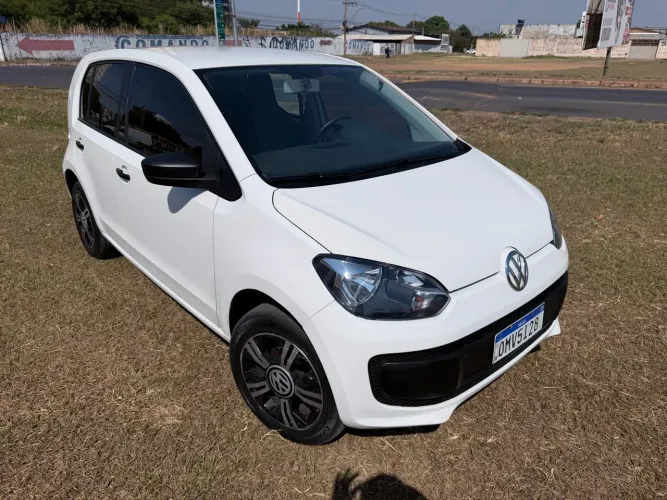 Volkswagen Up! Take 1.0 Total Flex 12V 5P 2015