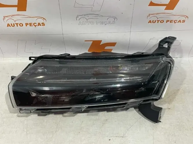 Farol Esquerdo Renault Kwid Intense Led 2022 2026 Original (Usado) - 13651