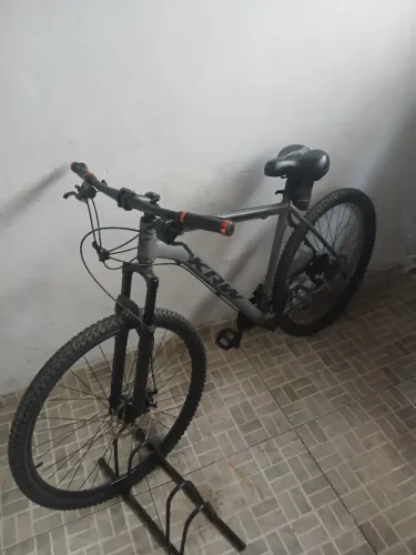 Bicicleta Aro 29 KRW Alumínio 21 Velocidades Freio a Disco S3