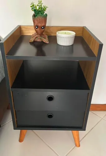 Mesa de cabeceira