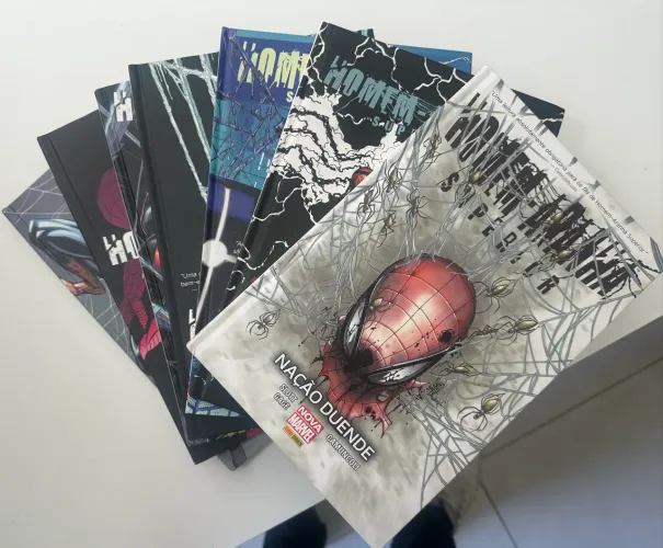 Homem Aranha Superior - Nova Marvel - Completo 7 volumes + brinde