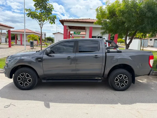 Ford Ranger XLS 2.2 4X2 CD Diesel Aut. 2020