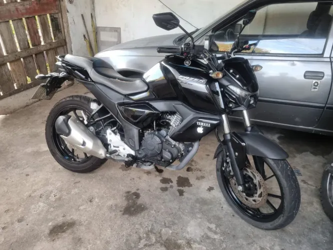 VENDO YAMAHA FZ15
