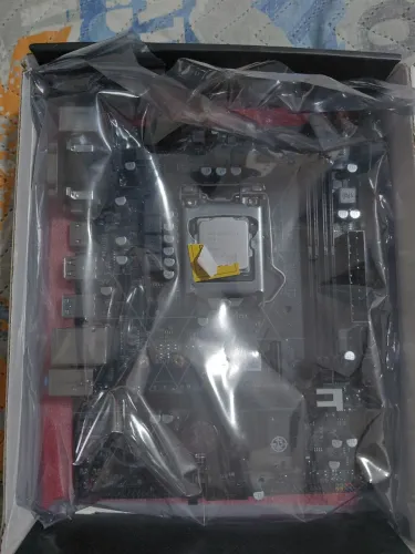Placa mãe h310-t2+i3 8300