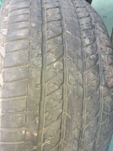 PENEU DE S 10 BARATO 350,00
