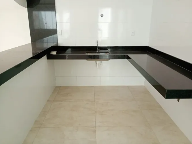 Casa com 3 dormitórios à venda, 90 m² por R$ 620.000,00 - Candelária - Belo Horizonte/MG