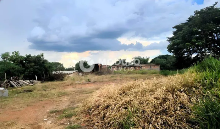 TERRENO COMERCIAL 1.000M2 BAIRRO MANSOUR UBERLANDIA - PARALELO AO ANEL VIARIO - 20X50
