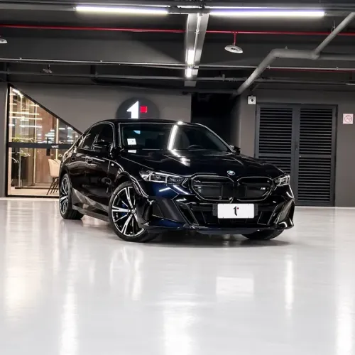 BMW I5 M60 (elétrico) 2025