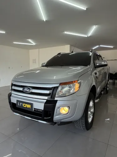 Ford Ranger Limited 3.2 20V 4X4 CD Aut. Dies. 2014
