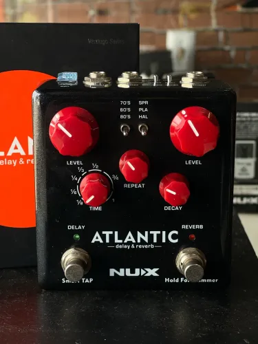 Pedal de efeito Nux Atlantic Delay e Reverb