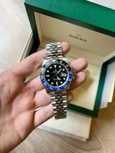 Relógio Rolex clone com caixa 
