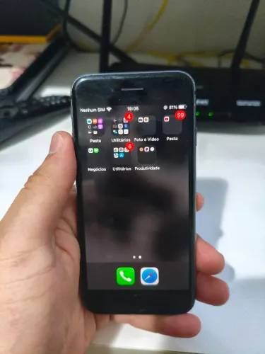 Vendo iPhone 8. *PREÇO NEGOCIÁVEL*