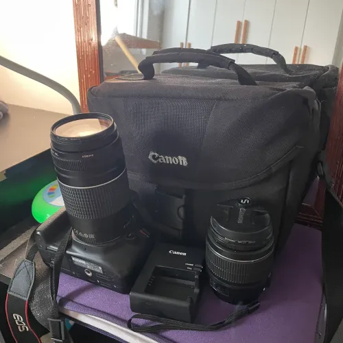 Canon Rebel T6 + 2 Lentes