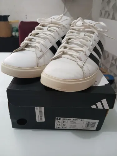 Adidas Grand Court. N° 42 (na caixa)