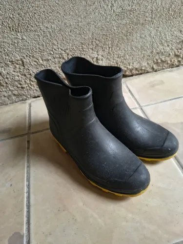 Bota de segurança nova - N° 37