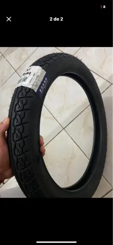 Pneu de 90/90 dianteiro para uso com câmara
