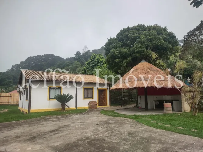 CH0074 VENDA DE CHACARA NO BAIRRO CHALET, PINHEIRA/ RJ