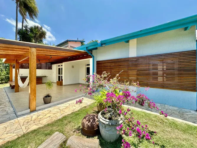 Casa para venda e locação, Petit Village, Cotia, SP