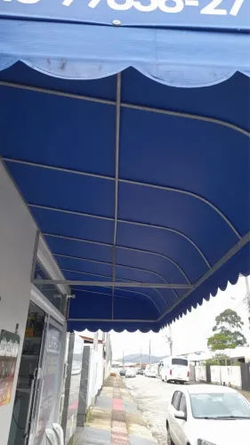 Toldo comercial