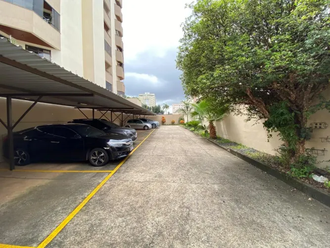 Terreno à venda no bairro Martins em Uberlândia