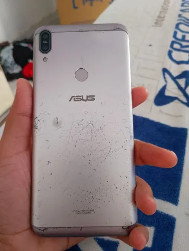 Celular asus