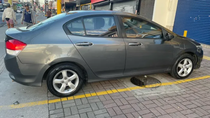 Honda City Sedan LX 1.5 Flex 16V 4P Mec. 2012