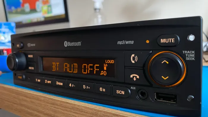 Troca Da Iluminação rádio CLARION | Corsa, Astra, Zafira, Meriva, Montana