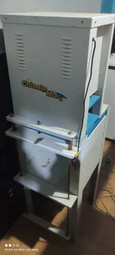VENDO MAQUINA DE FABRICAR CHINELO