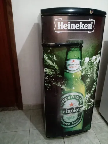 Vendo um freezer cervejeiro 