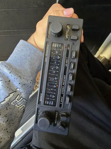Bosch San Francisco Radio som (Nao liga)