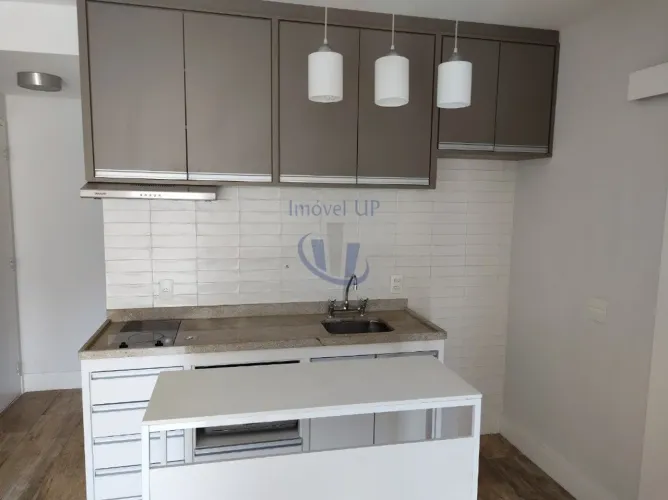 Apto de 1 dormi, 1 suíte,, 1 vaga, 2 banheiros, semi-mobiliado. lazer completo