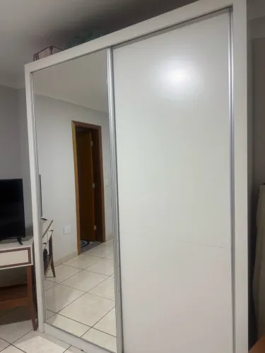 Guarda Roupa