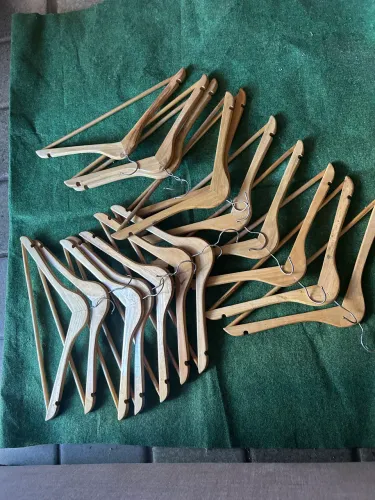 Cabides para loja