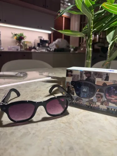Smart Glasses Microwear - Óculos inteligentes com camera 13MP e inteligência artificial