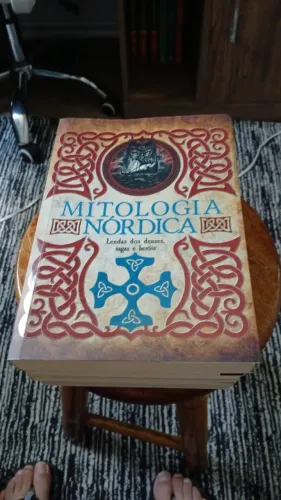 Livros: A Mandíbula de Caim, Mitologia Nórdica - Entre outros, veja o anúncio
