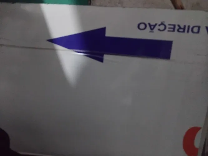 Vende se placa de acm