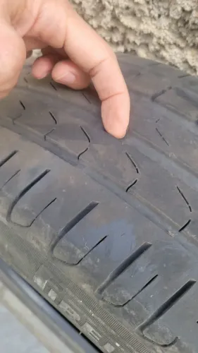 Pneu Pireli 205/50 R17