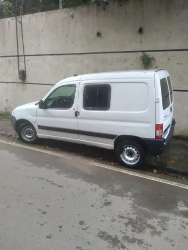 Peugeot Partner Furgão 1.6 16v/ 1.6 16V Flex 3P 2019