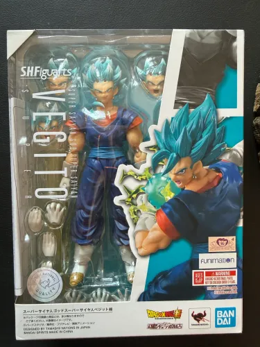 SUPER SAIYAN VEGITU