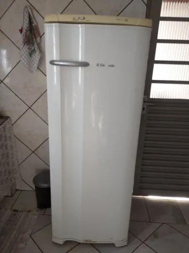 Geladeira RDE 35 Super Electrolux 