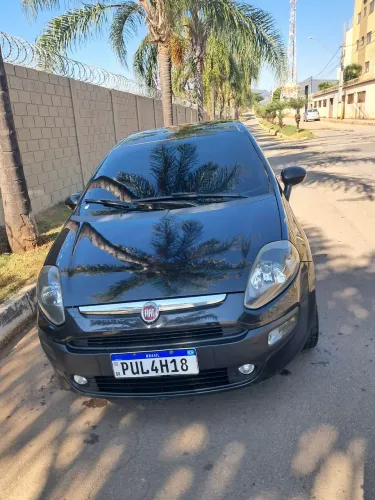 Fiat Punto Attractive Italia 1.4 F.flex 8V 5P 2014