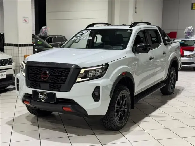 Nissan Frontier Pro4x CD 4X4 2.3 Bi-TB Die. AUT 2024