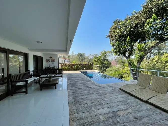 Casa Condominio Nova Higienópolis na Granja Viana