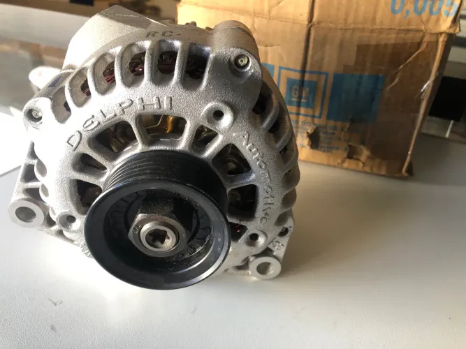 Alternador GM Blazer S10 Delfi original GM 15757624