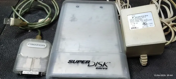 Drive Vintage Imation SuperDisk USB para Macintosh - Completo e Funcionando