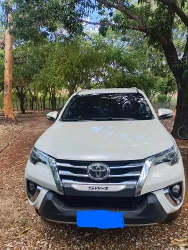 Toyota Hilux SW4 SRX 4X4 2.8 TDI 16V Dies. Aut. 2017