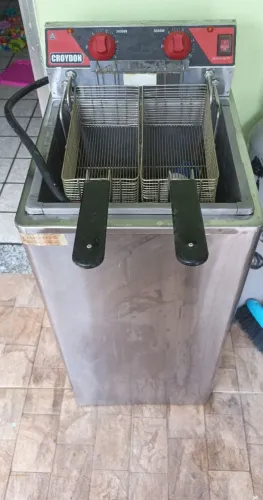 Fritadeira Croydon 8000w